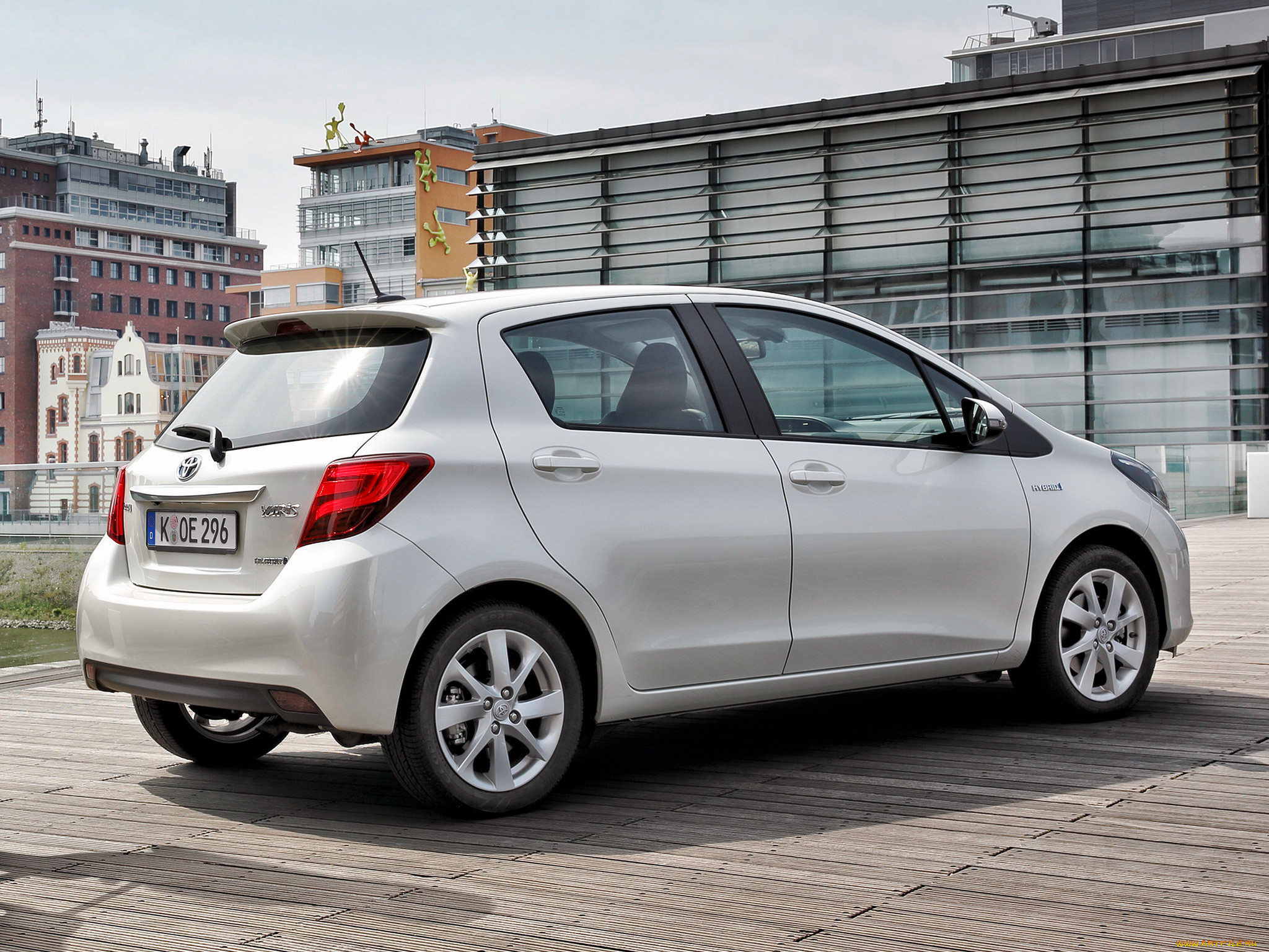 , toyota, 2014, hybrid, yaris